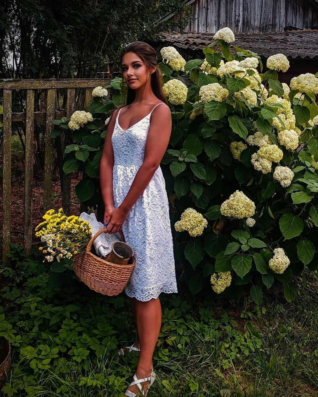 симпатичные девушки
